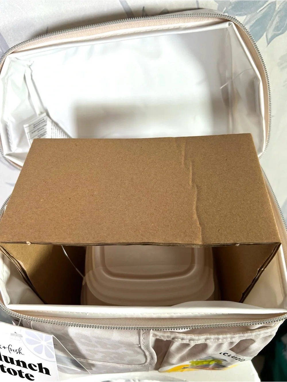 Fit+Fresh Beige Leopard Lunch Bag